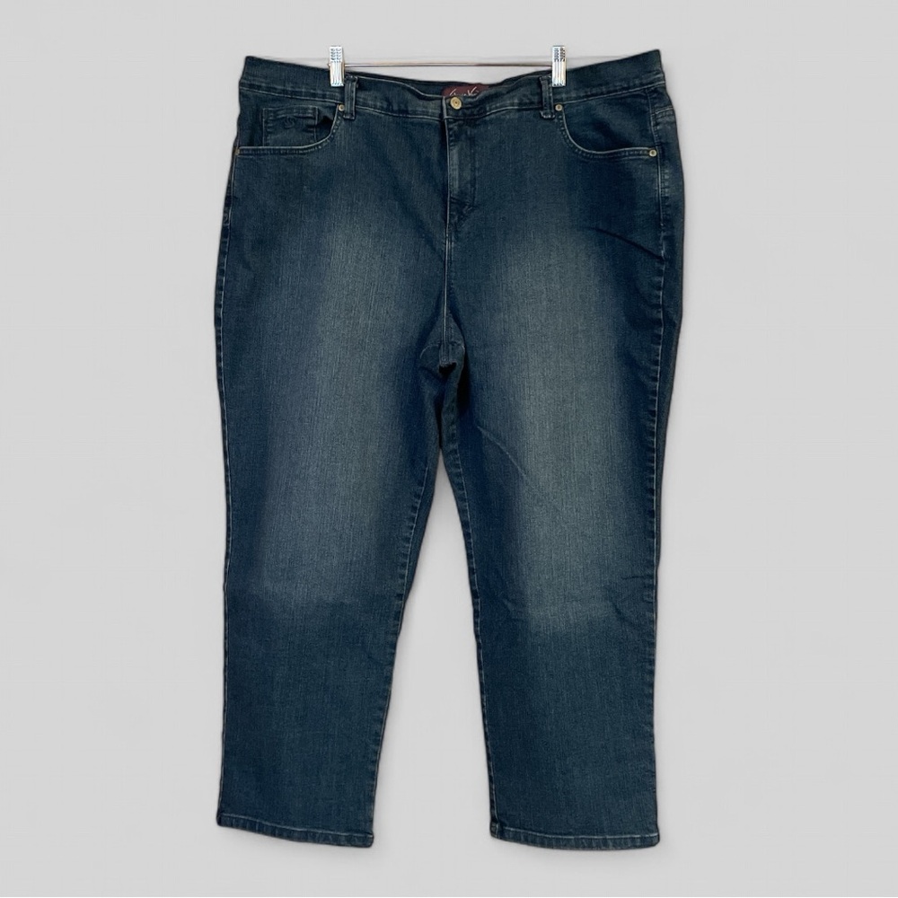 Women's Gloria Vanderbilt Amanda Straight Leg Jeans